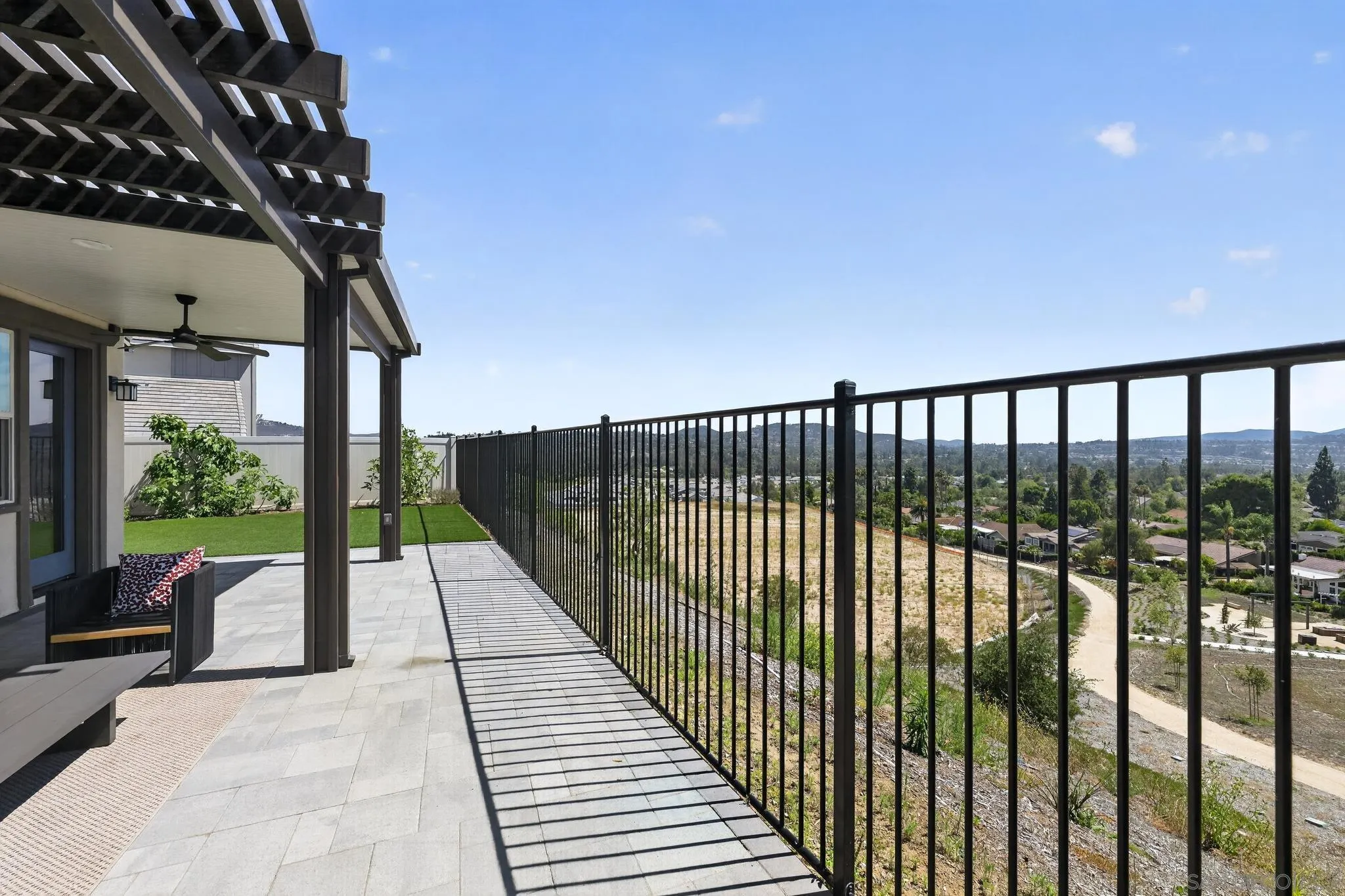 17296 Abbey Road Poway, CA 92064 - Photo 21 of 36