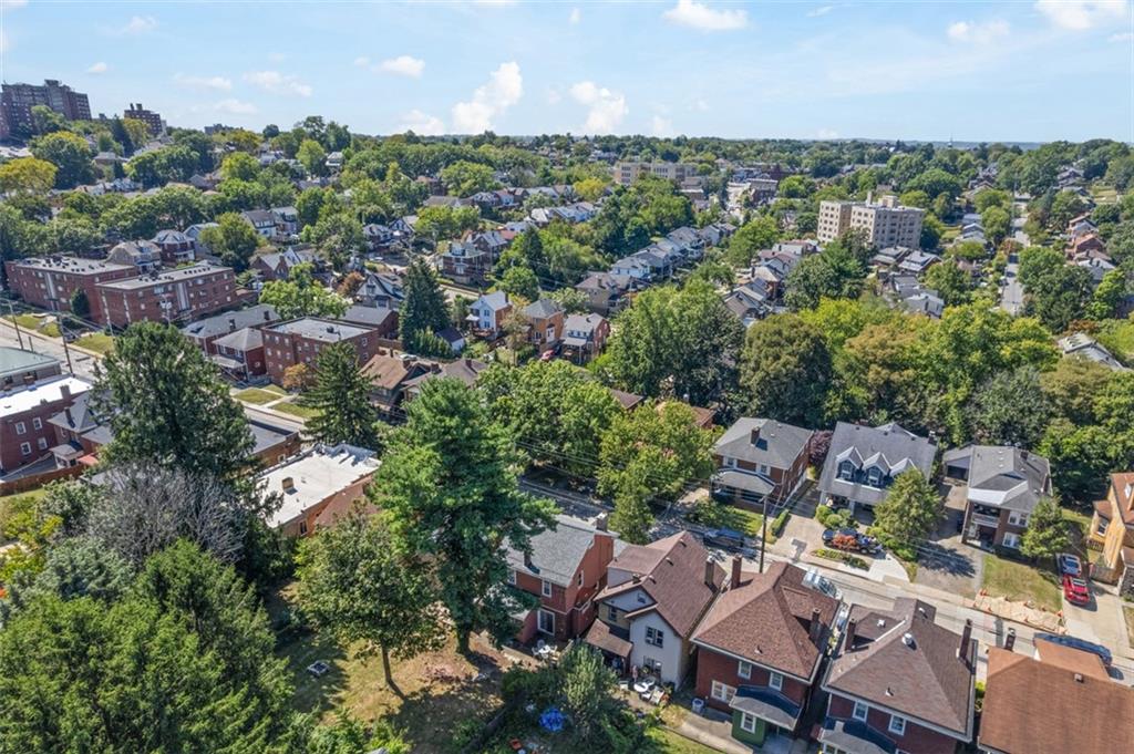 1534 McFarland Road Pittsburgh, PA 15216 - Photo 35 of 36 an aerial view of a city with lots of residential buildings