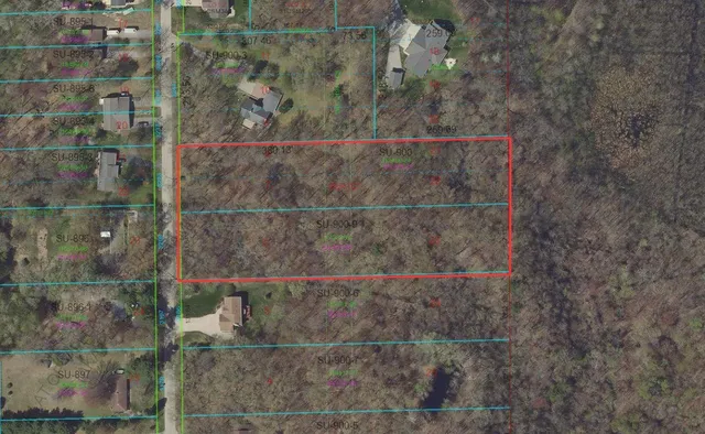 $150,000 | Maple Grove, Unit 1&2, Suamico, WI 54173