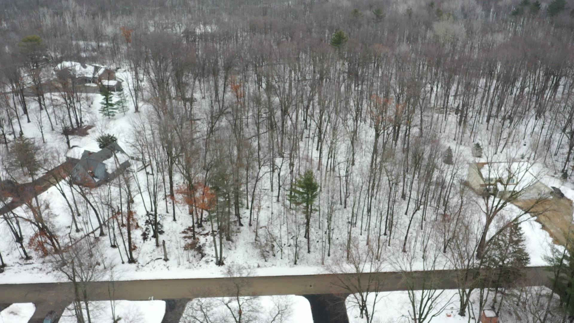 Maple Grove, Unit 1&2 Suamico, WI 54173 - Photo 3 of 13