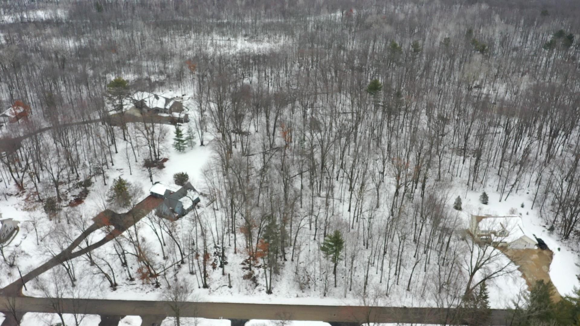 Maple Grove, Unit 1&2 Suamico, WI 54173 - Photo 5 of 13