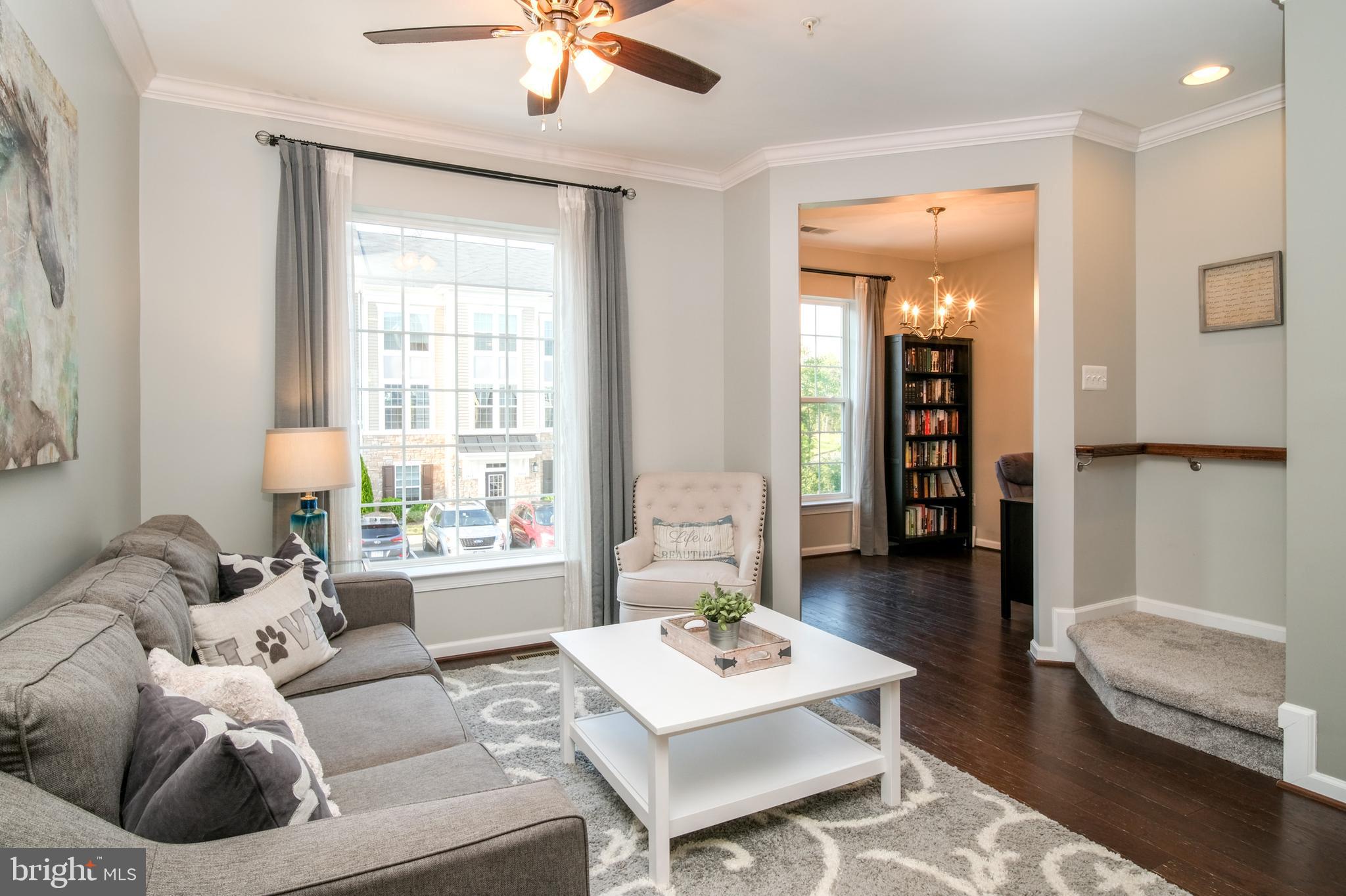 7413 Riding Meadow Way Manassas, VA 20111 - Photo 4 of 38 Gallery Image 4