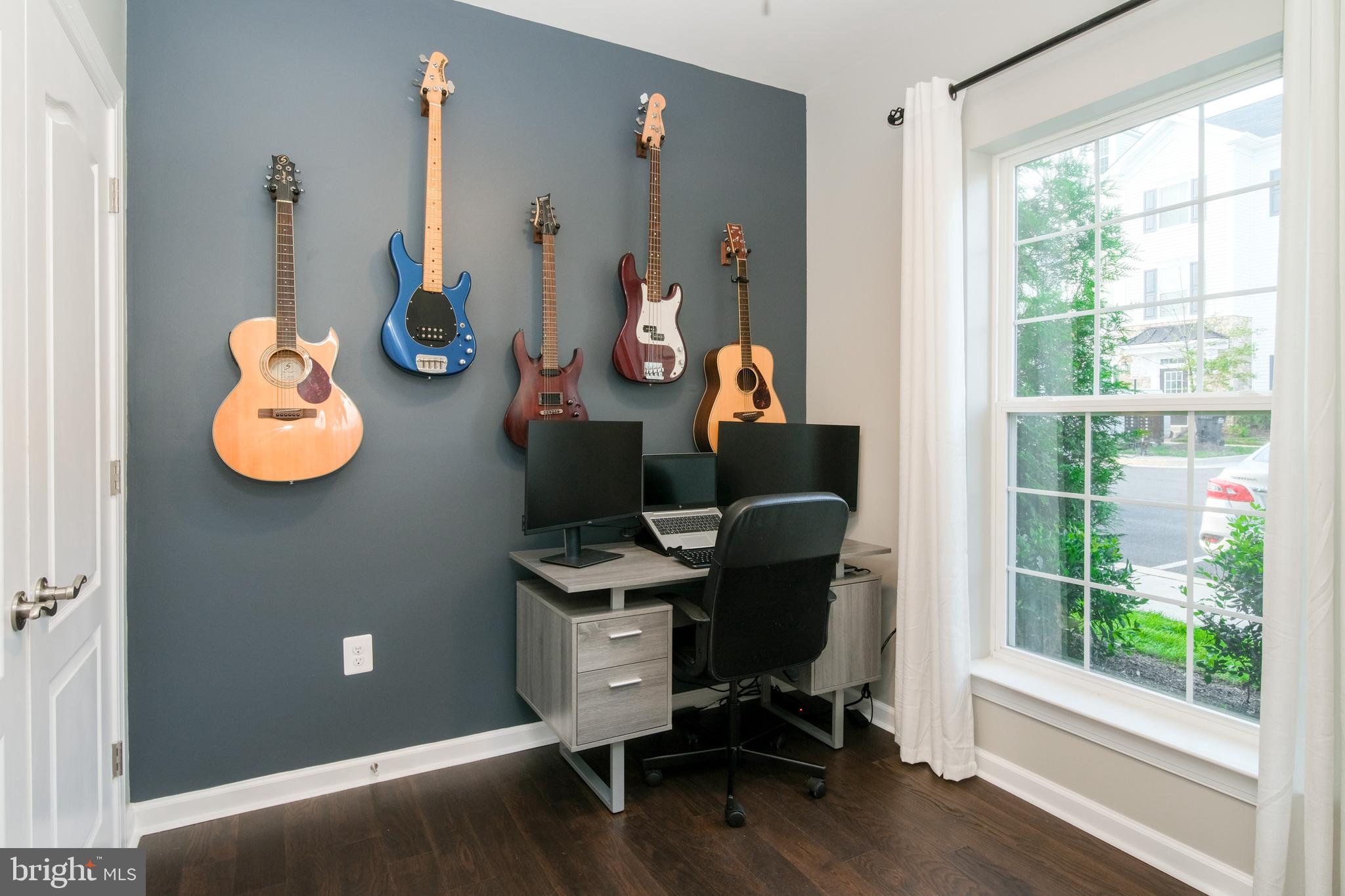 7413 Riding Meadow Way Manassas, VA 20111 - Photo 9 of 38 Gallery Image 9