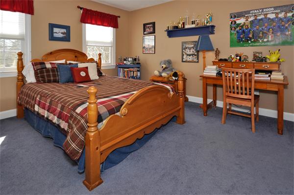 41 Sargent Street Needham, MA 02492 - Photo 15 of 29 Gallery Image 15
