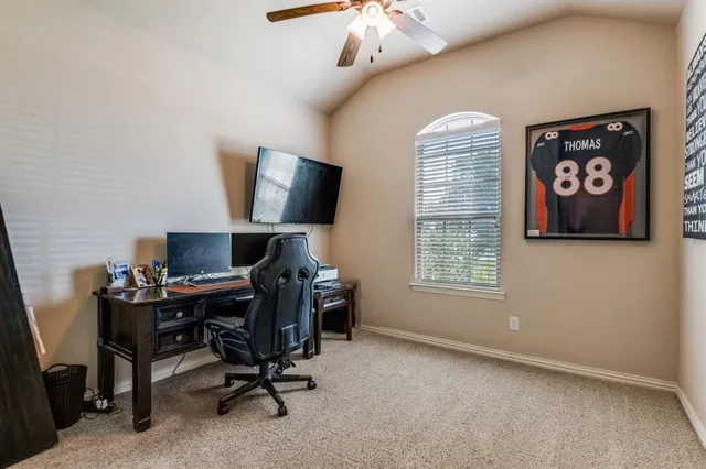 $2,150 | 485 Collin Street, Nevada, TX 75173