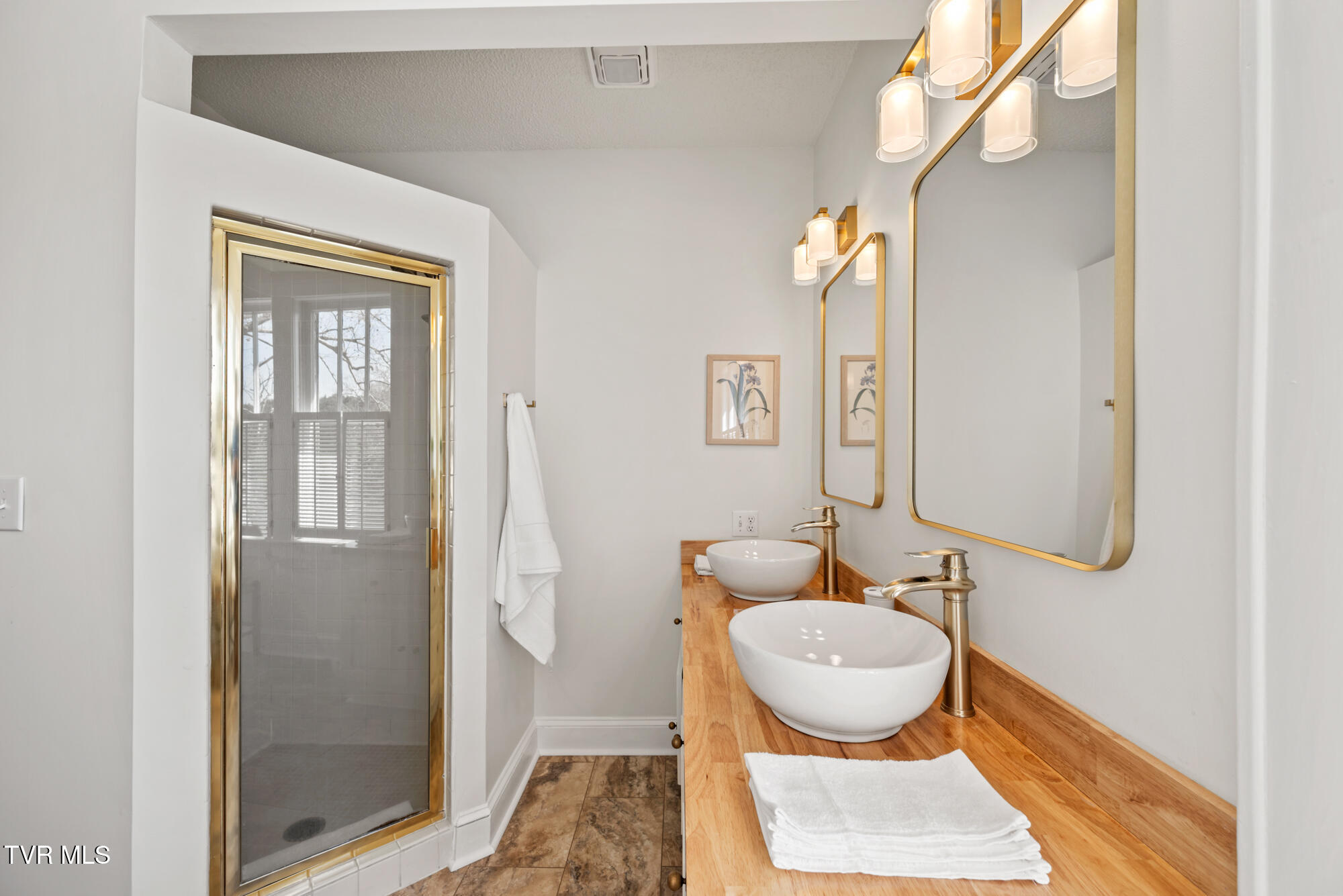 1910 Riverside Road Bristol, TN 37620 - Photo 36 of 81 DSC_4886-2