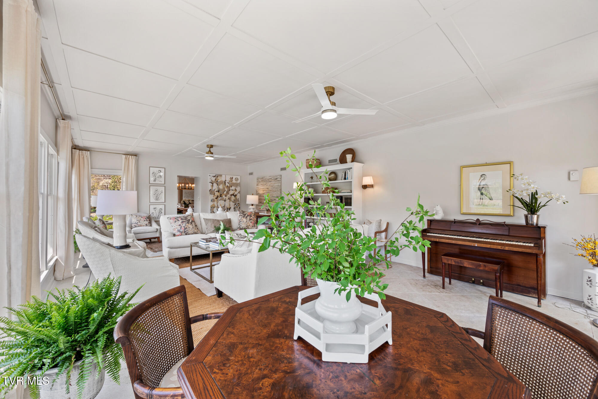 1910 Riverside Road Bristol, TN 37620 - Photo 7 of 81 DSC_4756-2