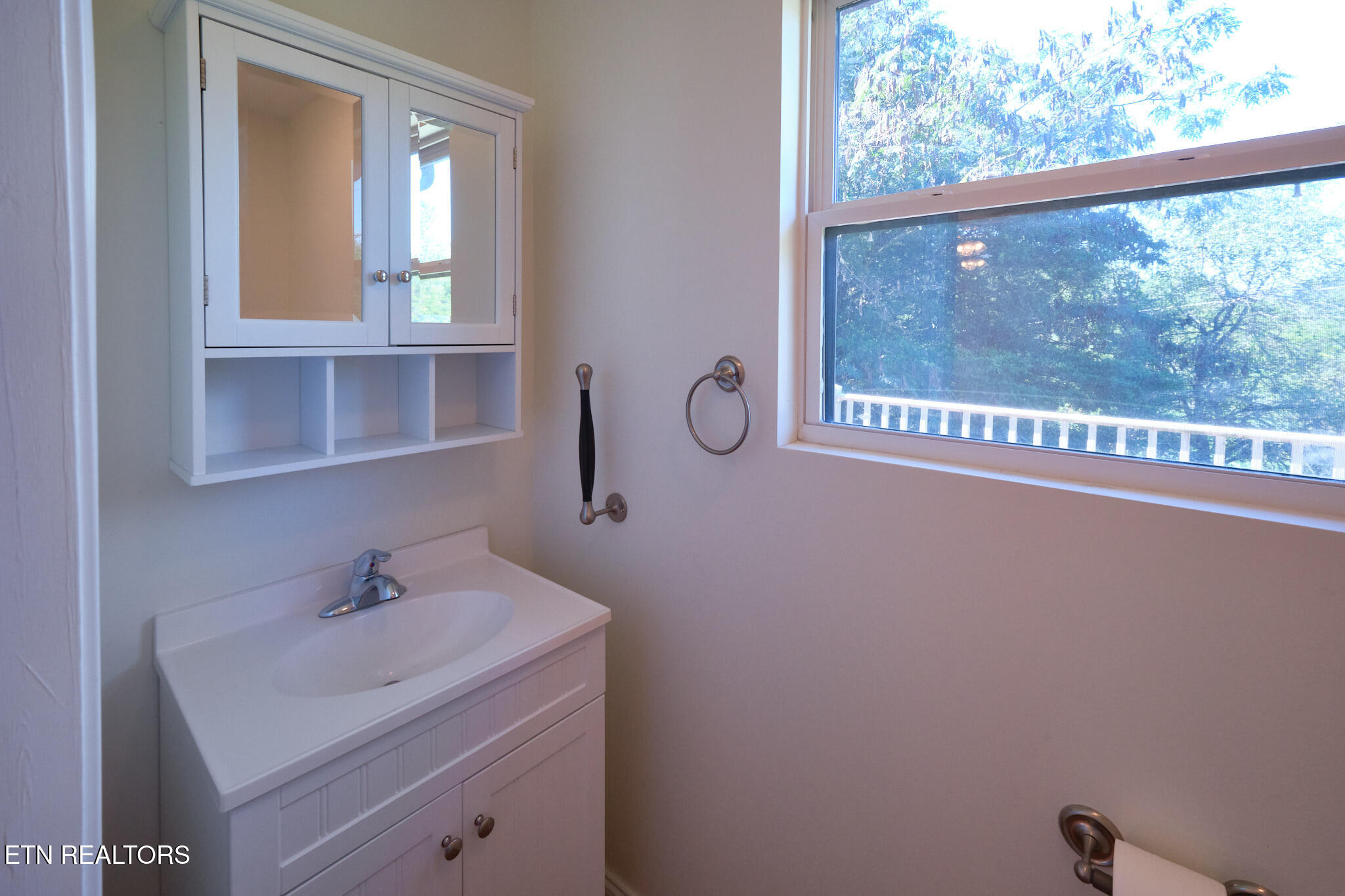 1105 Ridge Road Sevierville, TN 37862 - Photo 15 of 50 1105 Ridge Rd 26