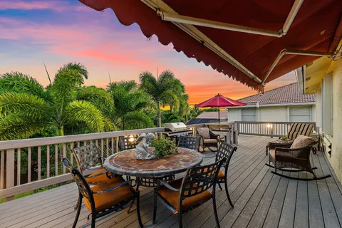 $1,125,000 | 112 Hidden Hollow Drive, Palm Beach Gardens, FL 33418