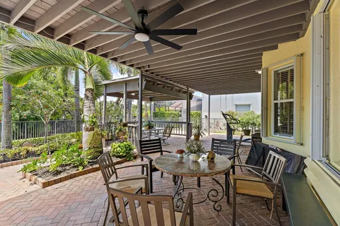 $1,125,000 | 112 Hidden Hollow Drive, Palm Beach Gardens, FL 33418