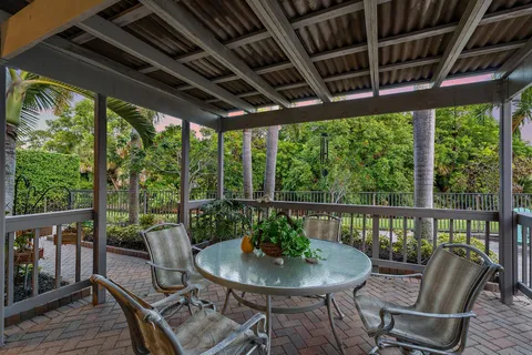 $1,125,000 | 112 Hidden Hollow Drive, Palm Beach Gardens, FL 33418