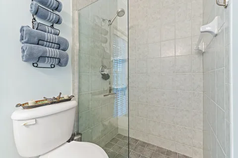 $1,125,000 | 112 Hidden Hollow Drive, Palm Beach Gardens, FL 33418