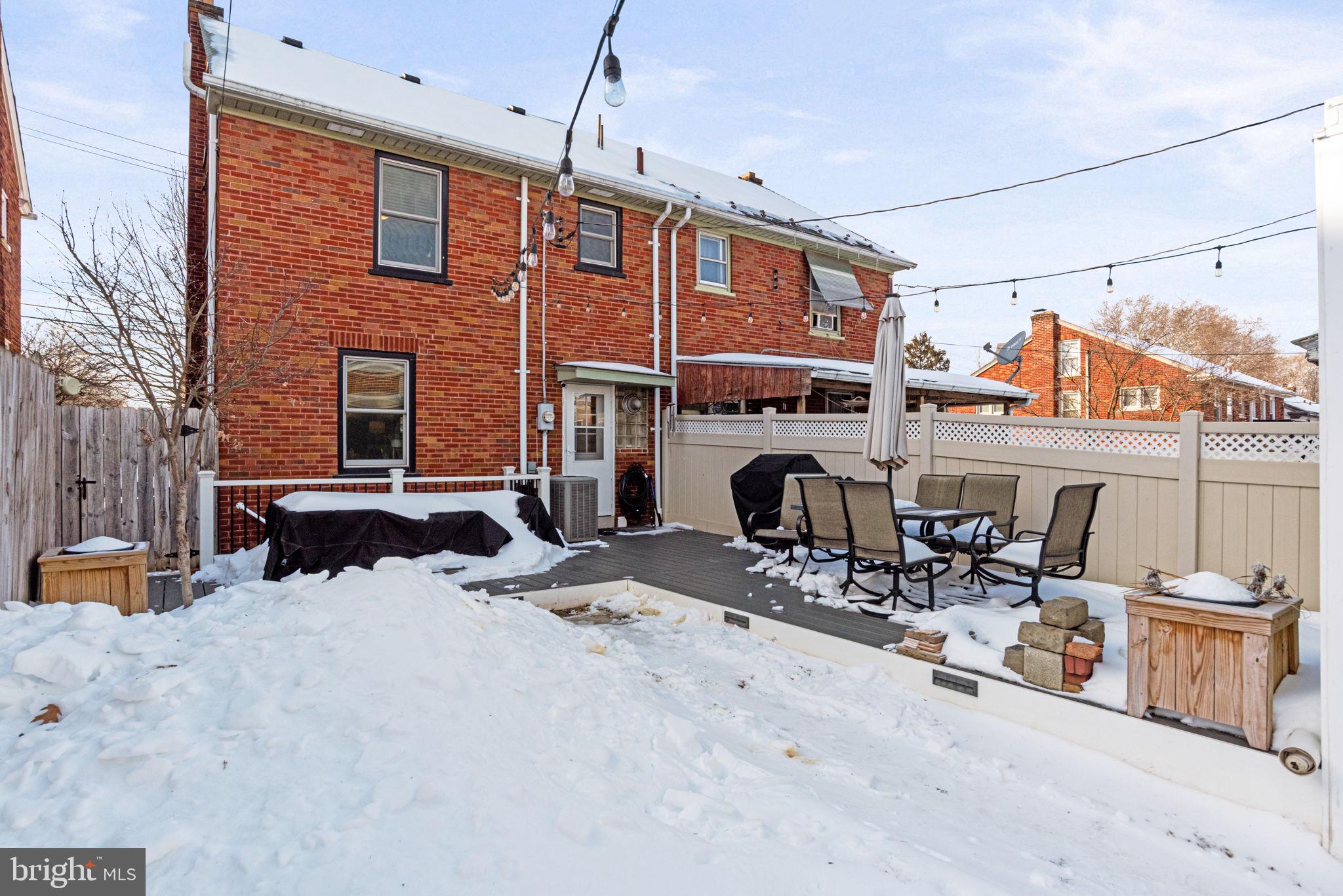 319 North Reservoir Street Lancaster, PA 17602 - Photo 16 of 44 a view of a chairs and tables in the patio