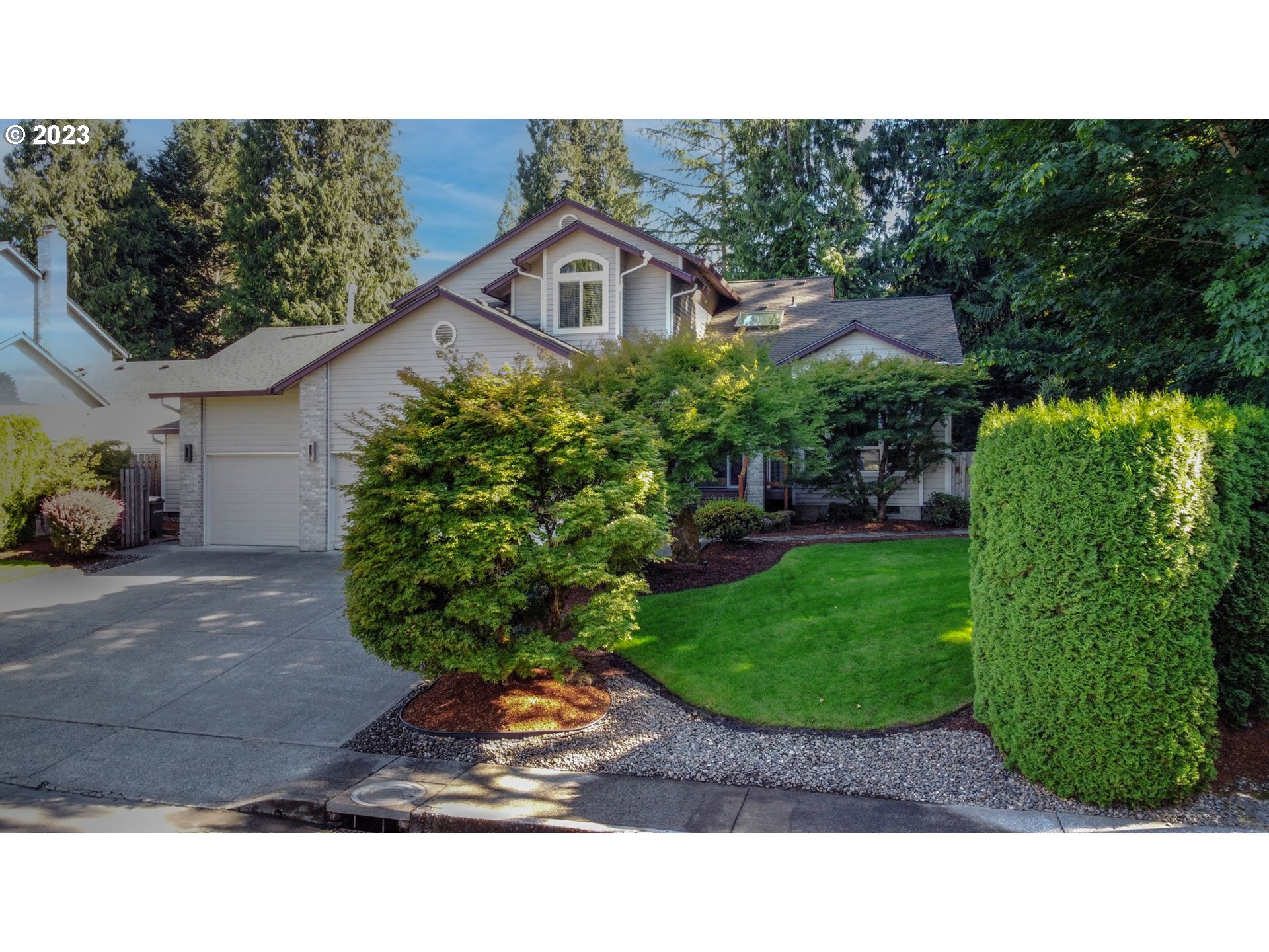 2407 Northeast 165th Street Ridgefield, WA 98642 - Photo 3 of 46 a black and white photo of a house