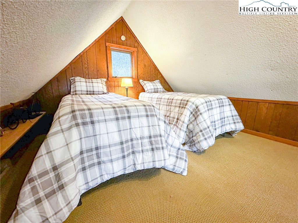 413 Laurel Ridge Banner Elk, NC 28604 - Photo 15 of 23 Gallery Image 15