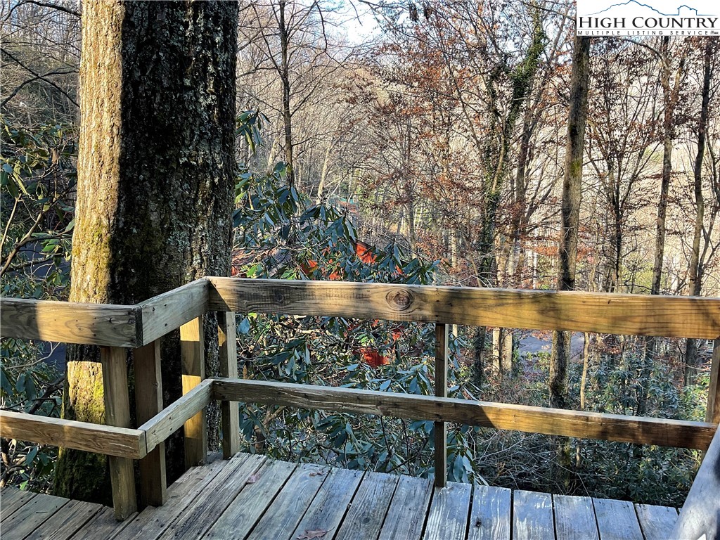 413 Laurel Ridge Banner Elk, NC 28604 - Photo 22 of 23 Gallery Image 22