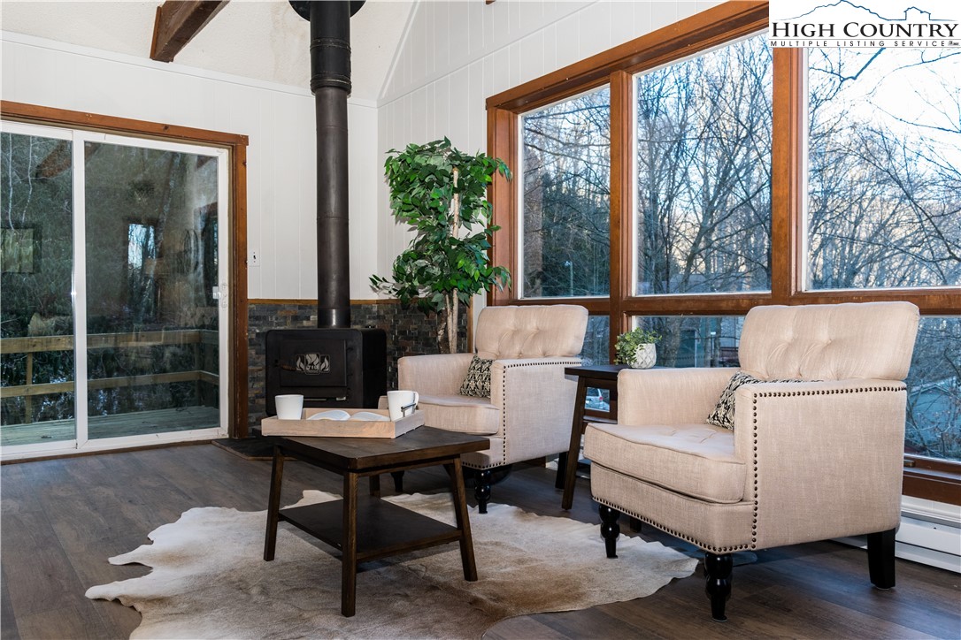 413 Laurel Ridge Banner Elk, NC 28604 - Photo 3 of 23 Gallery Image 3