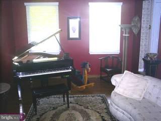 13 Spring Mill Drive Sewell, NJ 08080 - Photo 3 of 6 Gallery Image 3