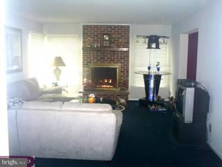 13 Spring Mill Drive Sewell, NJ 08080 - Photo 4 of 6 Gallery Image 4