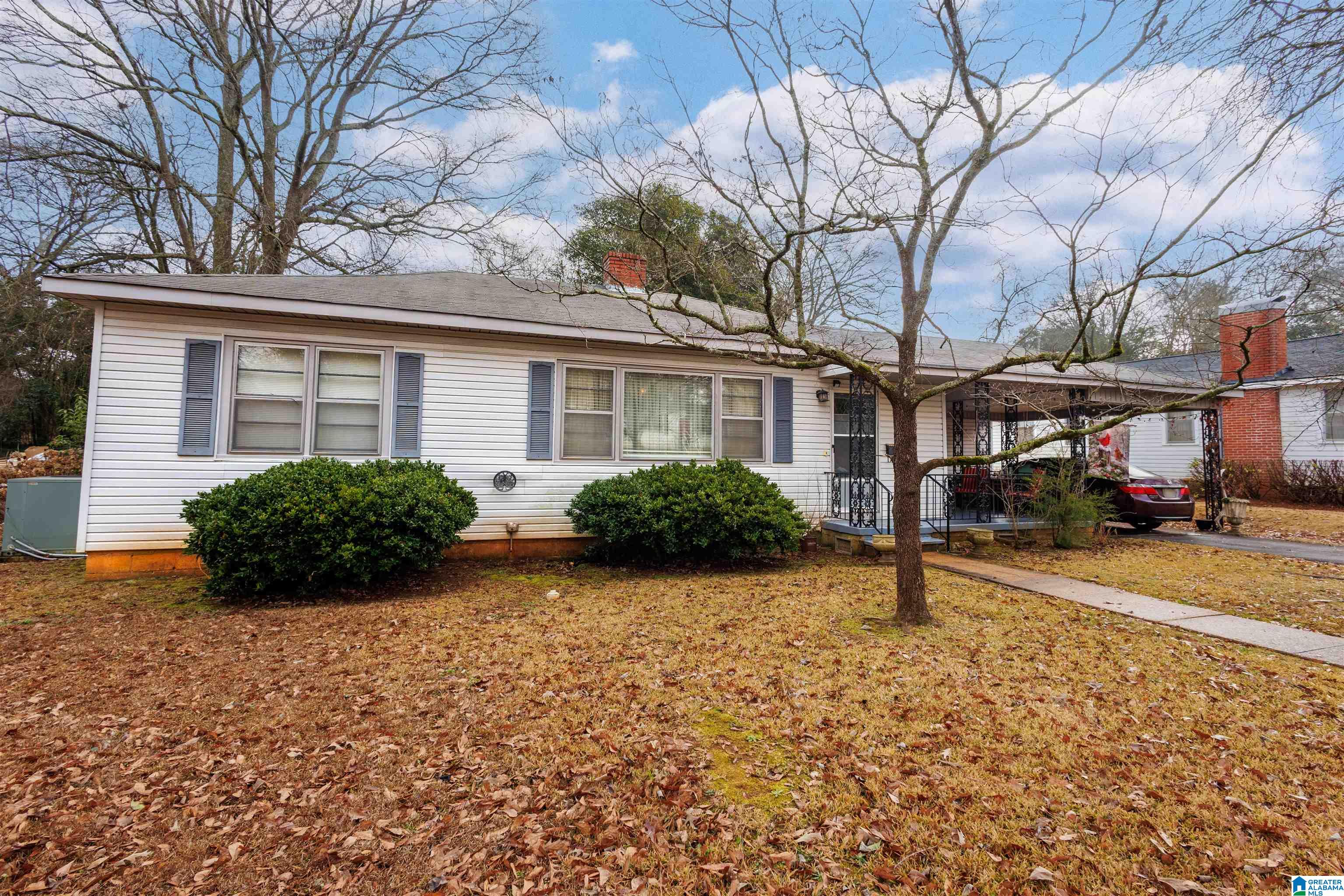 708 Glenwood Road Talladega, AL 35160 - Photo 3 of 22
