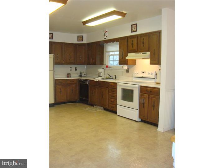 617 Ridge Avenue Kennett Square, PA 19348 - Photo 5 of 25 Gallery Image 5