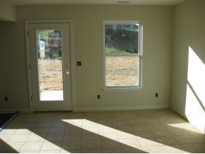 1904 Red Maple Road Kingsport, TN 37664 - Photo 6 of 17 Breakfast Area Similar