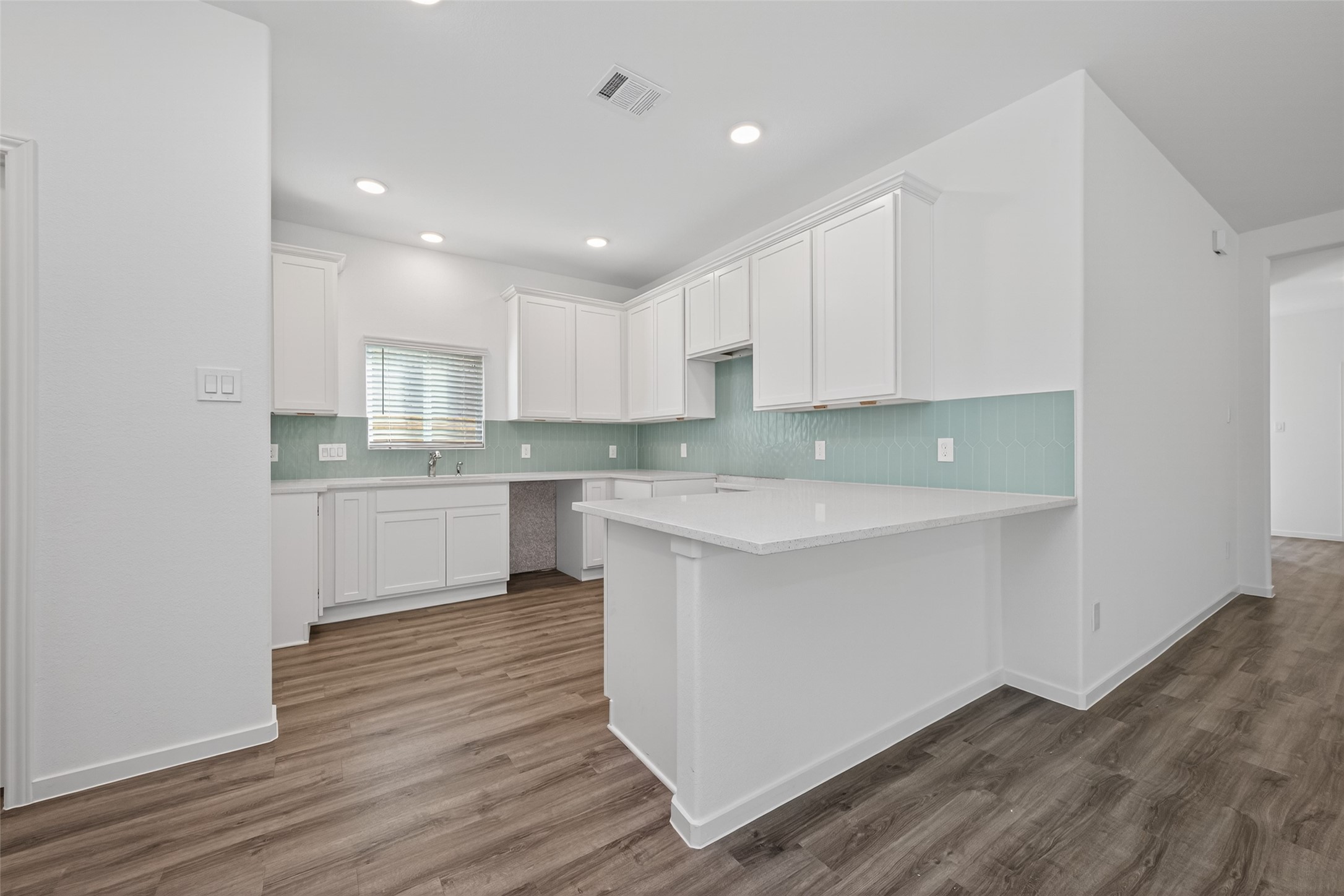 9746 Enclave Ridge Road Willis, TX 77318 - Photo 10 of 24