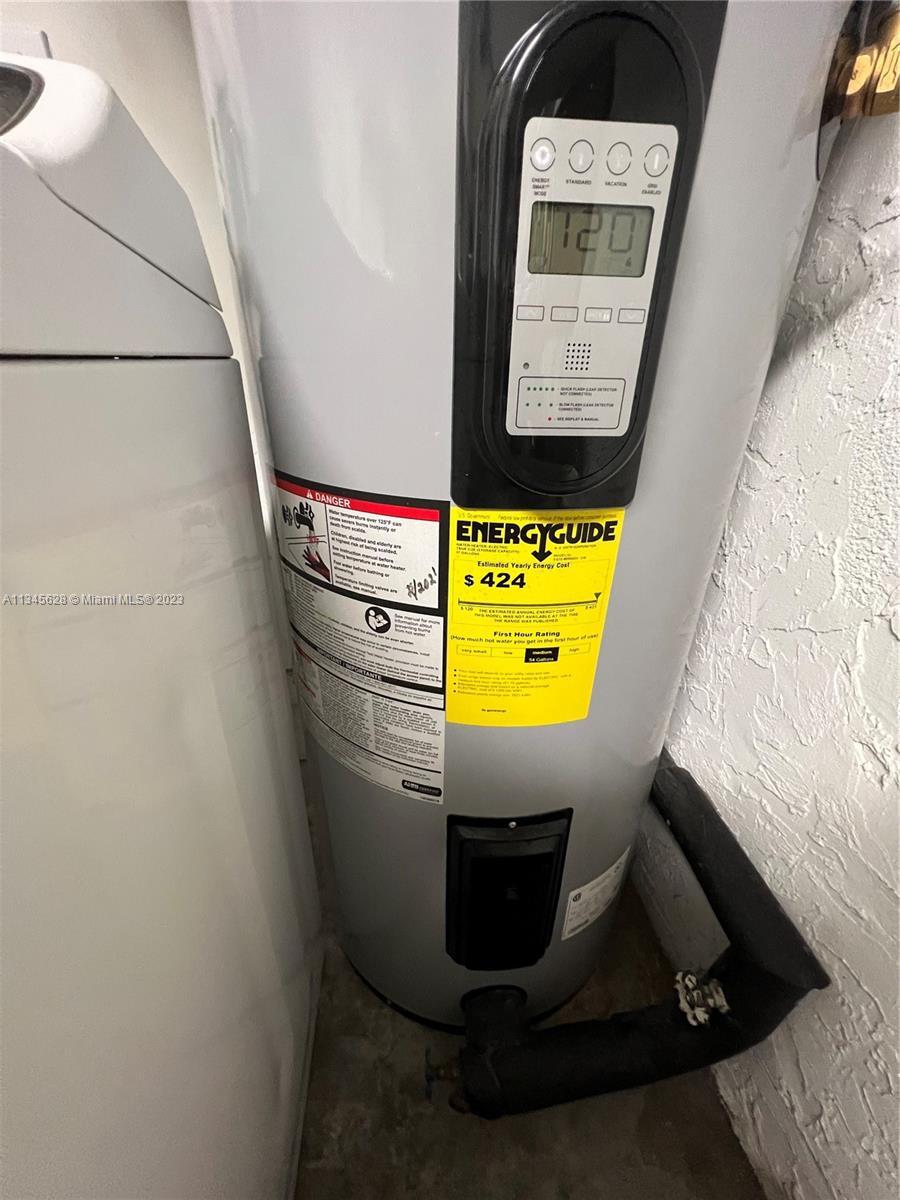 Towngate Pembroke Pines, FL 33028 - Photo 15 of 31