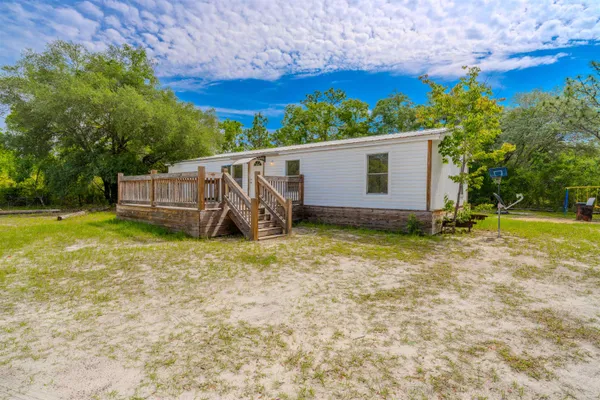 $249,900 | 989 Lakeview Point Road, Quincy, FL 32351