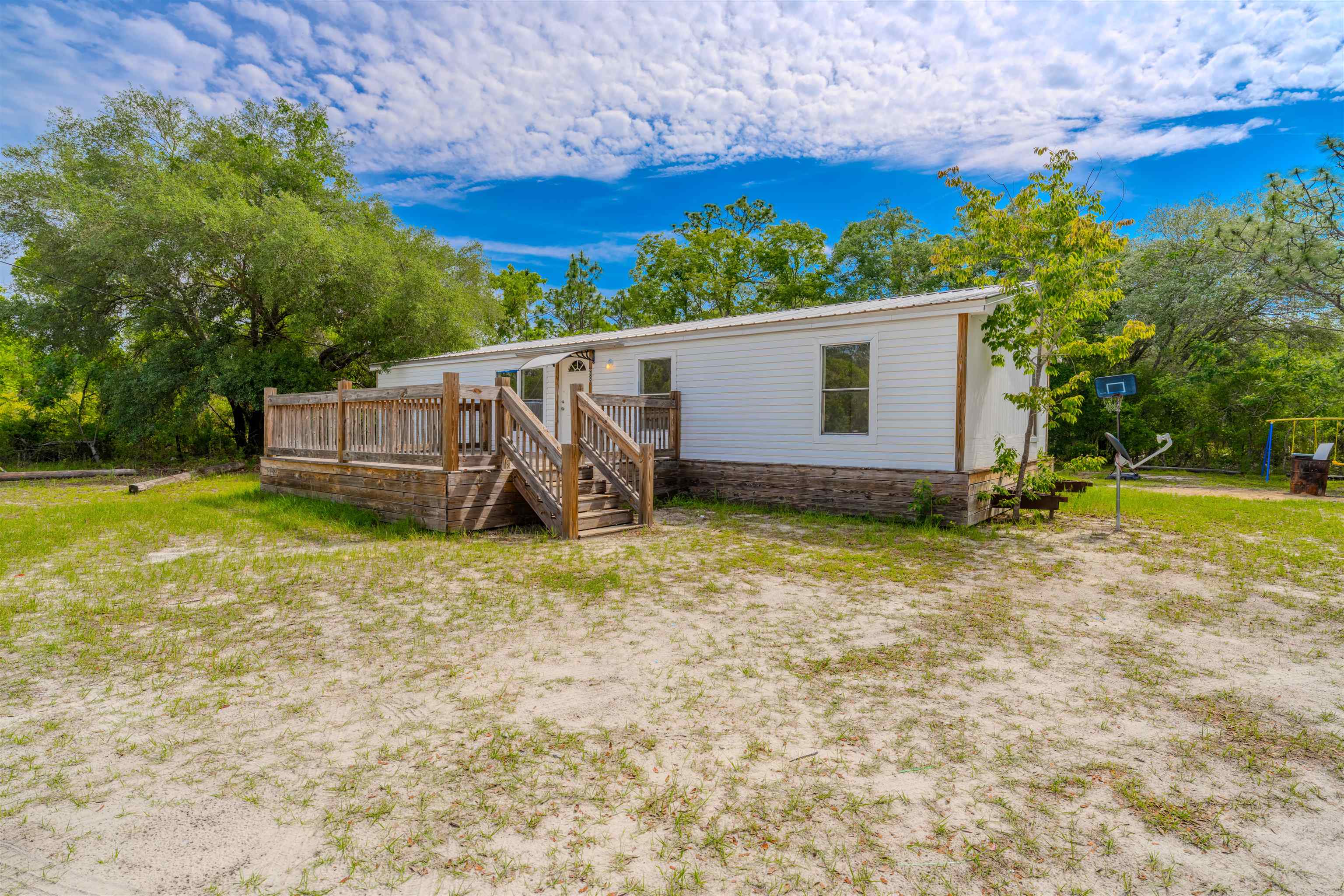 989 Lakeview Point Road Quincy, FL 32351 - Photo 1 of 40