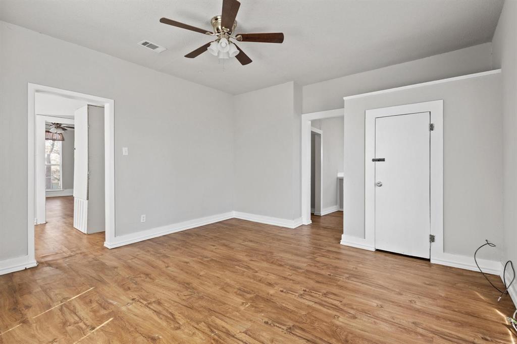 909 West Chestnut Street Denison, TX 75020 - Photo 8 of 12
