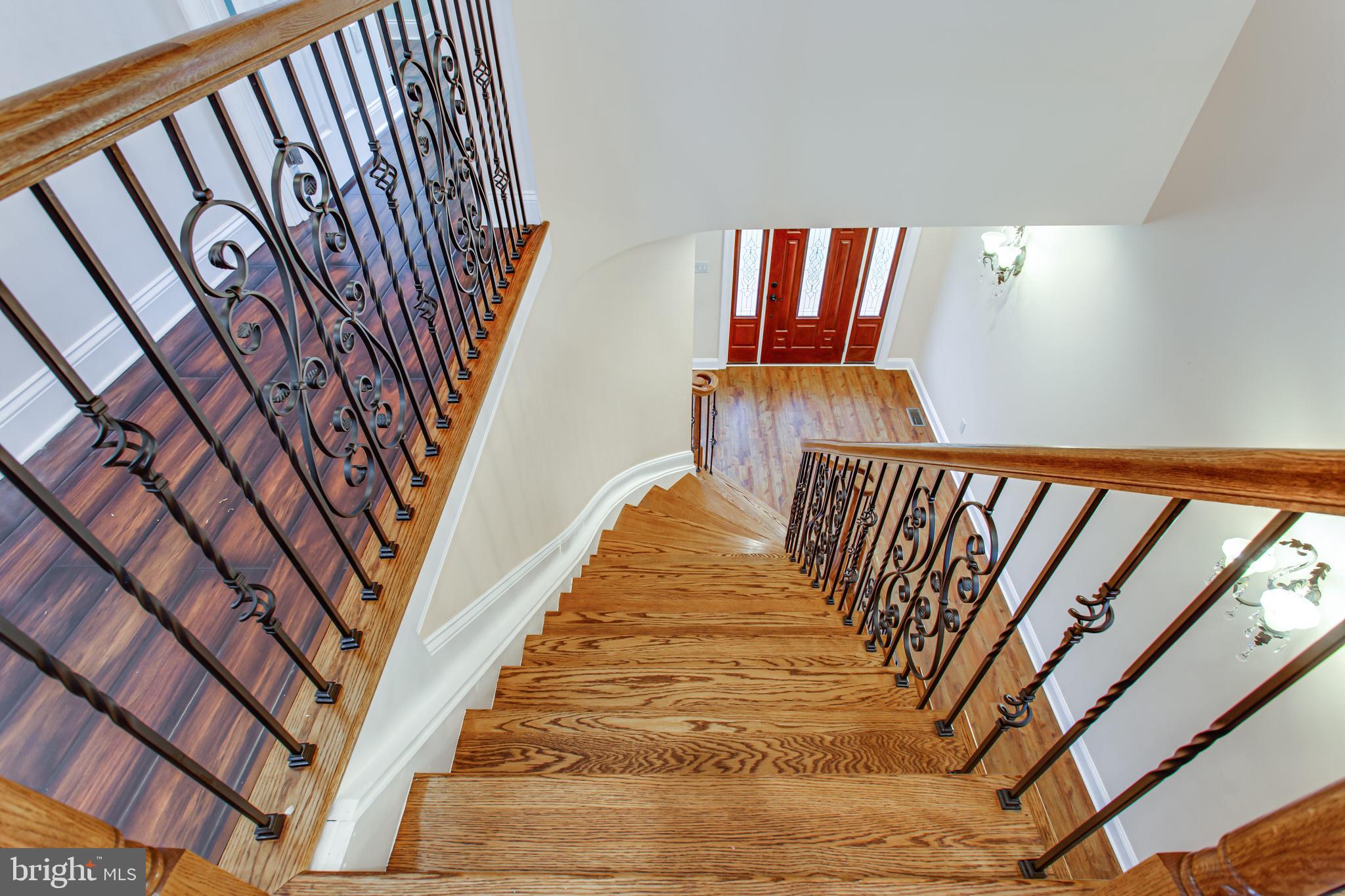 43840 Tarrywyle Way Leonardtown, MD 20650 - Photo 3 of 41 a view of stairs