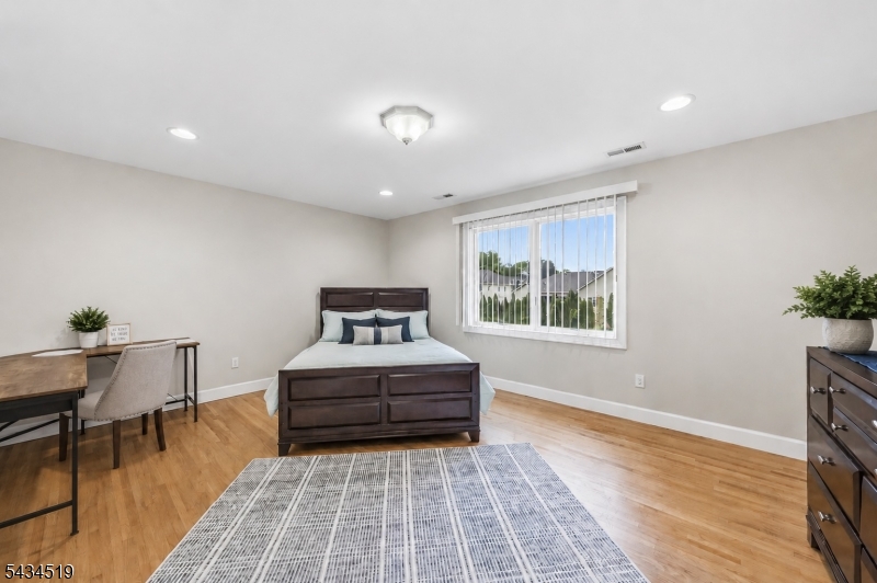 19 Fairview Road Clark, NJ 07066 - Photo 35 of 48