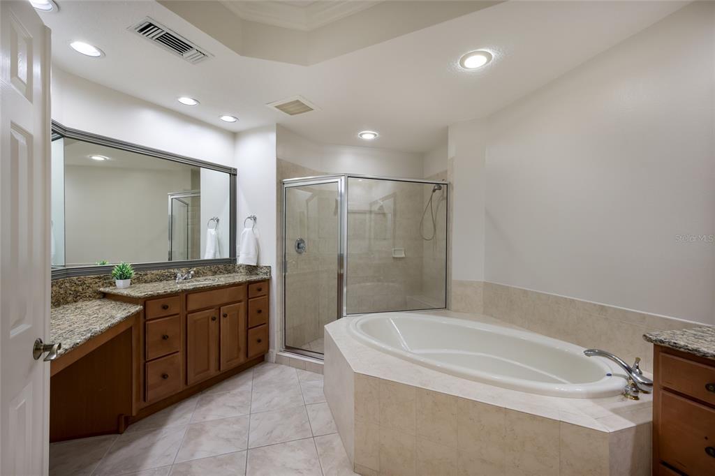 6422 Water Crest Way, Unit 302 Lakewood Ranch, FL 34202 - Photo 35 of 42