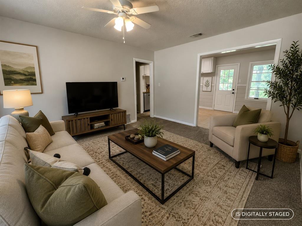 213 Wanda Way Hurst, TX 76053 - Photo 5 of 29