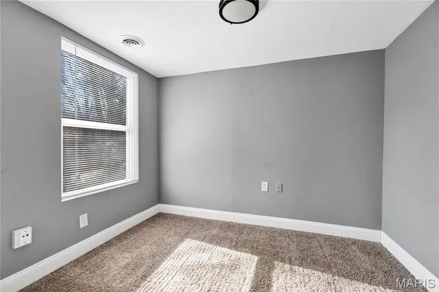 $144,000 | 801 Boyd Street, De Soto, MO 63020