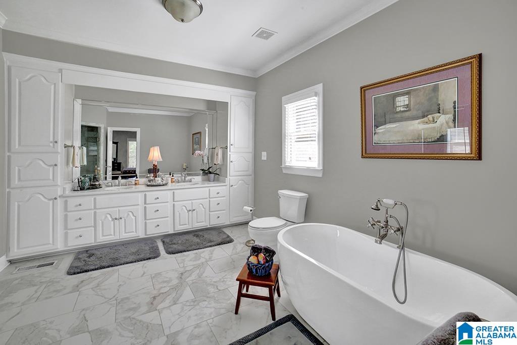 716 Carl Raines Lake Road Birmingham, AL 35244 - Photo 18 of 44