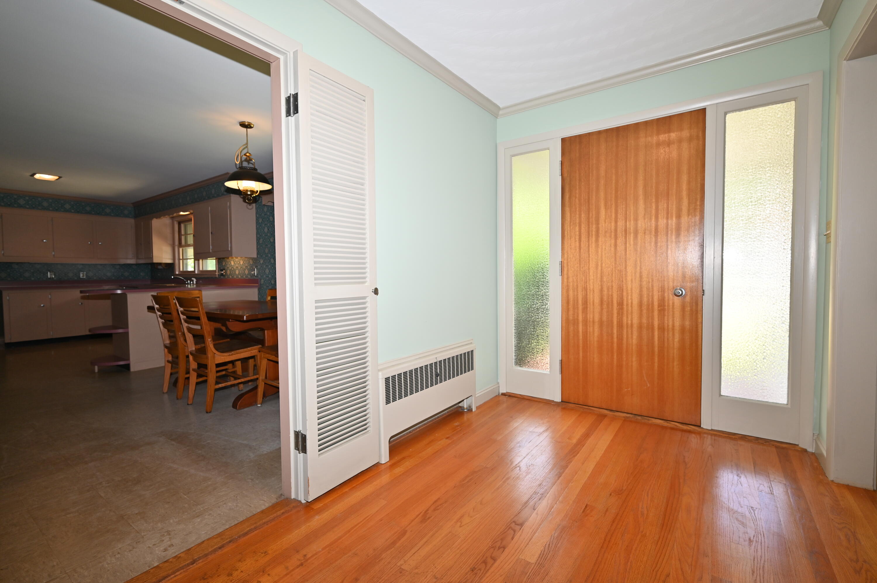 17 Hillview Road Gorham, ME 04038 - Photo 12 of 42 Front Entry 2nd view