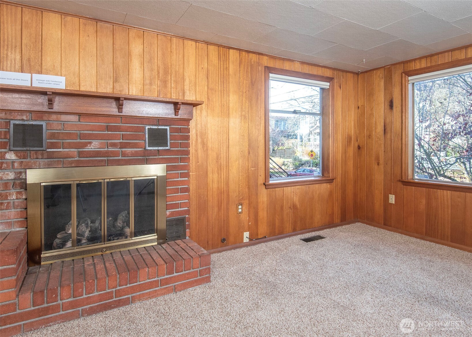 747 North 78th Street Seattle, WA 98103 - Photo 3 of 22 Gallery Image 3