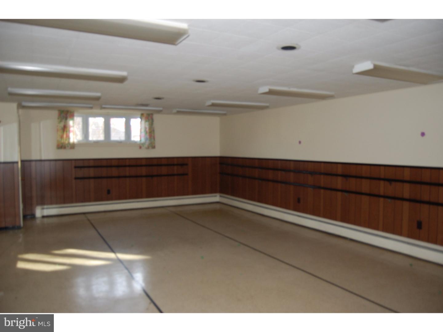 2409 Nassau Road Cinnaminson, NJ 08077 - Photo 12 of 17
