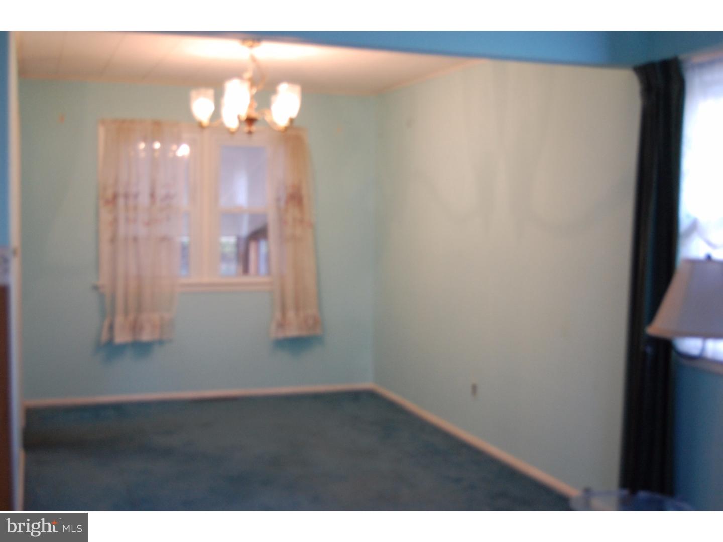2409 Nassau Road Cinnaminson, NJ 08077 - Photo 5 of 17 Dining Room