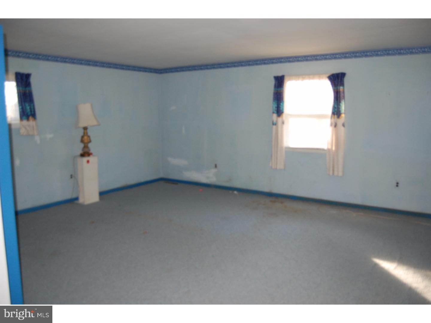 2409 Nassau Road Cinnaminson, NJ 08077 - Photo 7 of 17