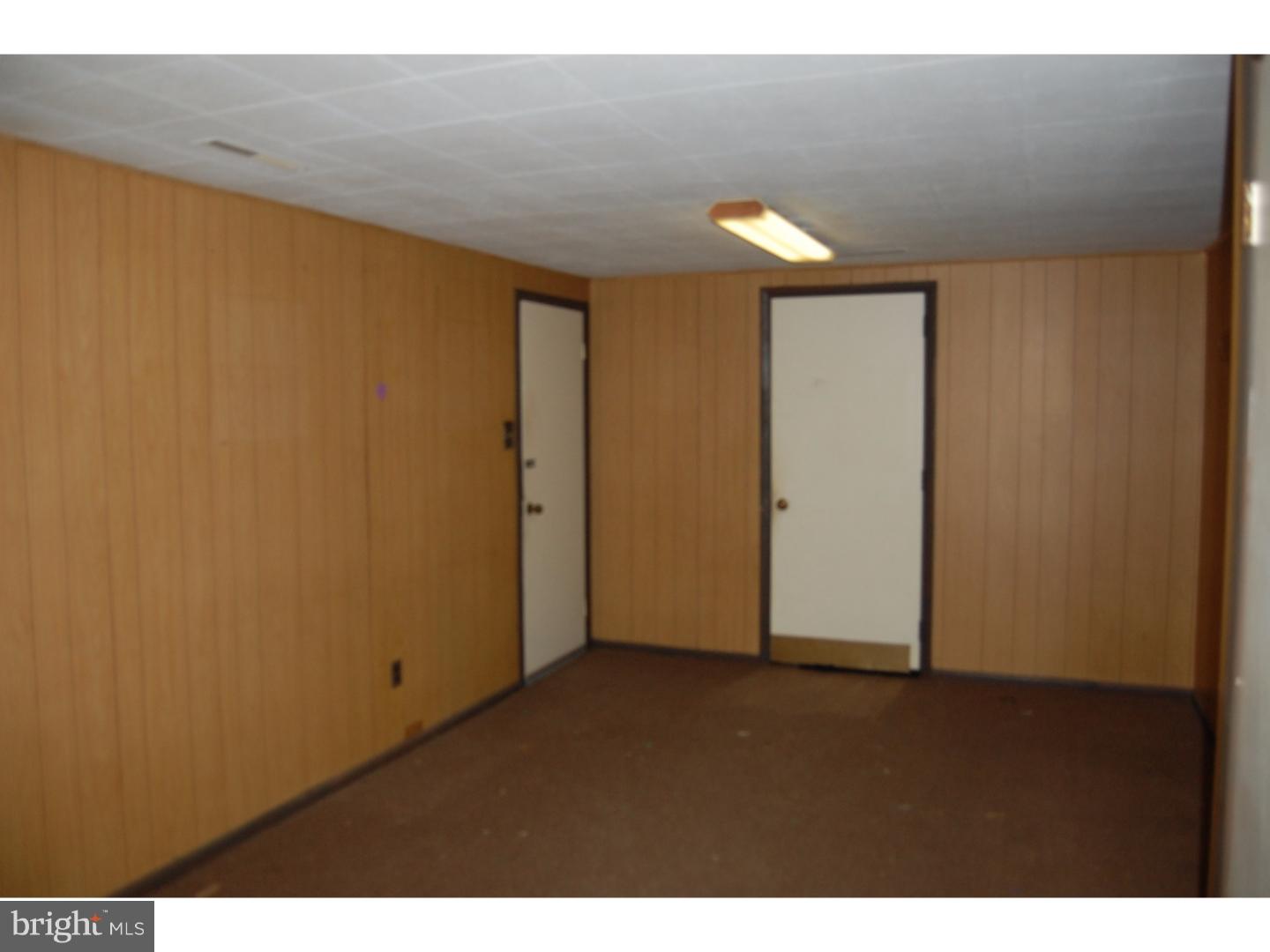 2409 Nassau Road Cinnaminson, NJ 08077 - Photo 9 of 17