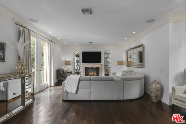 $14,500 | 10023 Westwanda Drive, Beverly Hills, CA 90210