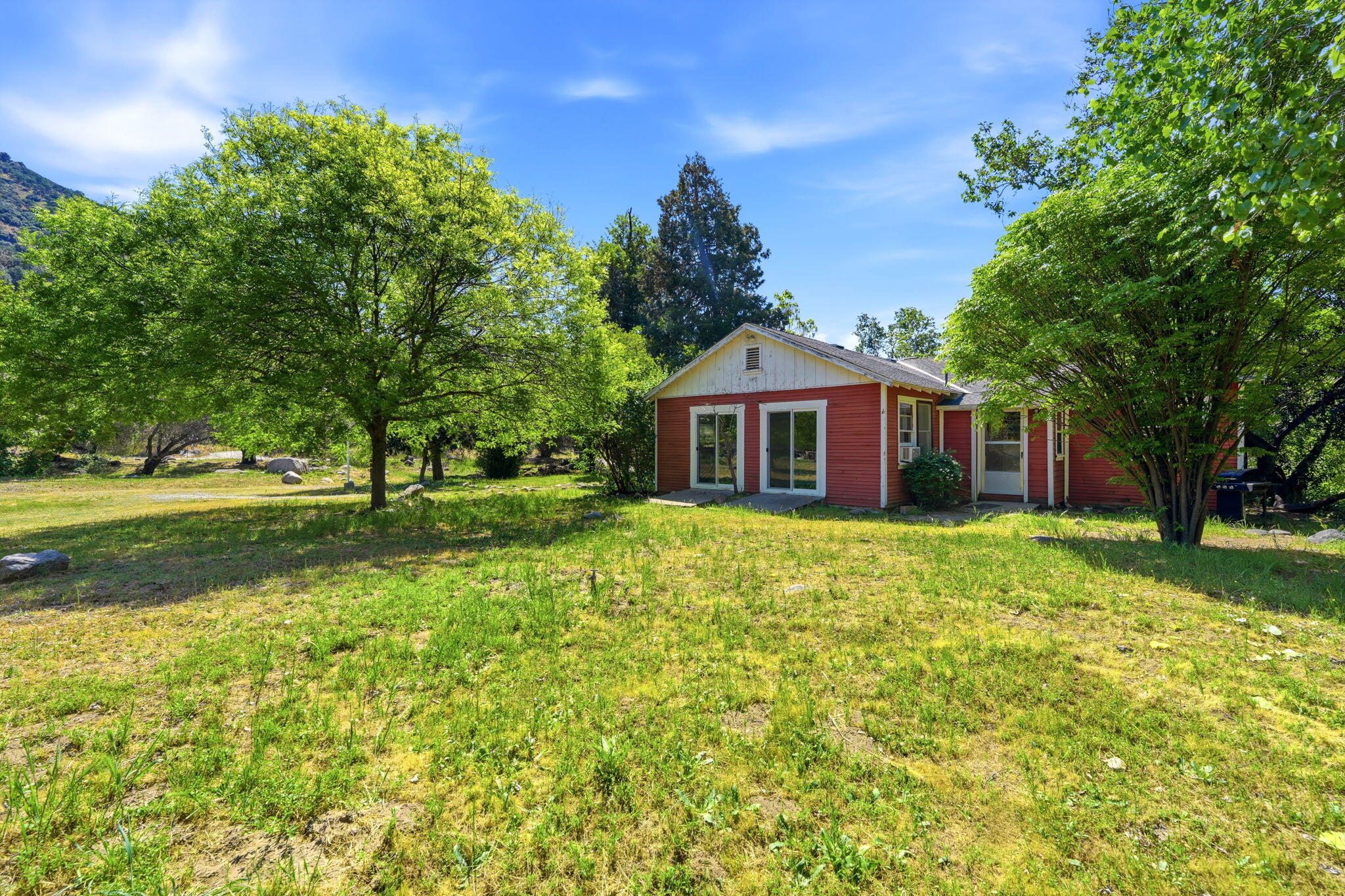 44231 North Fork Drive Three Rivers, CA 93271 - Photo 9 of 57 Gallery Image 9