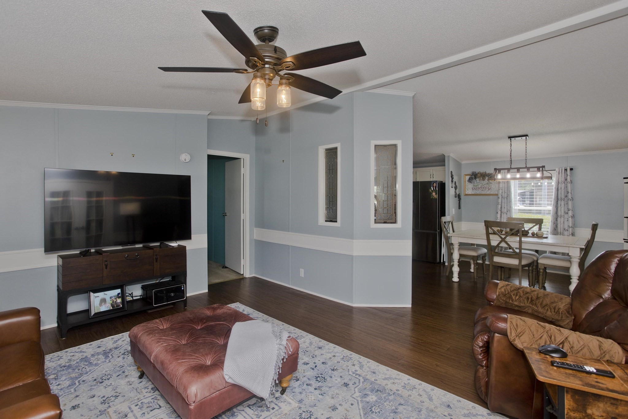 43 Somerset Road Chicopee, MA 01020 - Photo 3 of 18 Gallery Image 3