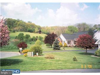 118 Meadowlark Road Reading, PA 19606 - Photo 3 of 12