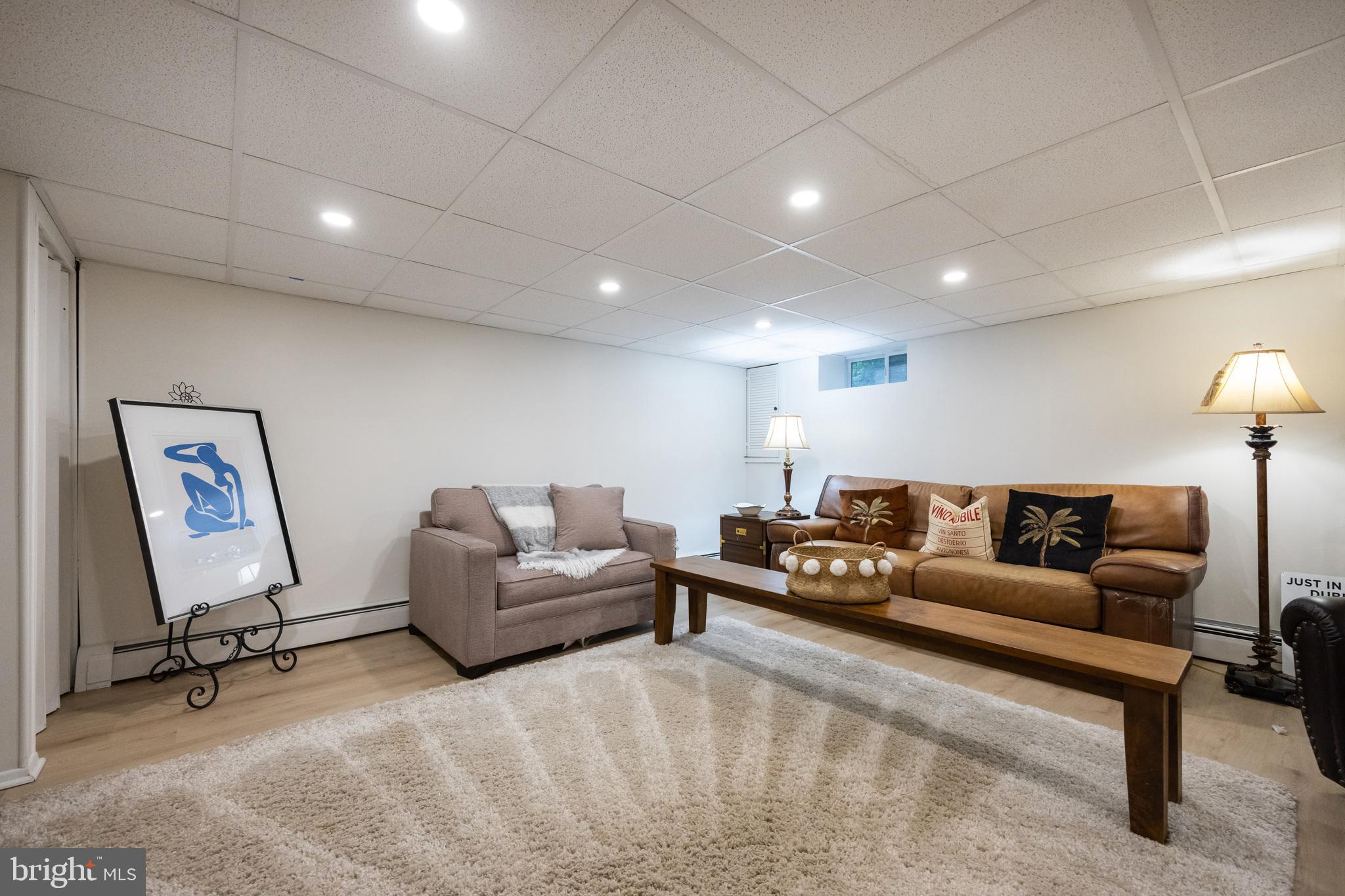 12 Cooper Run Drive Cherry Hill, NJ 08003 - Photo 25 of 50 a living room with furniture and a couch