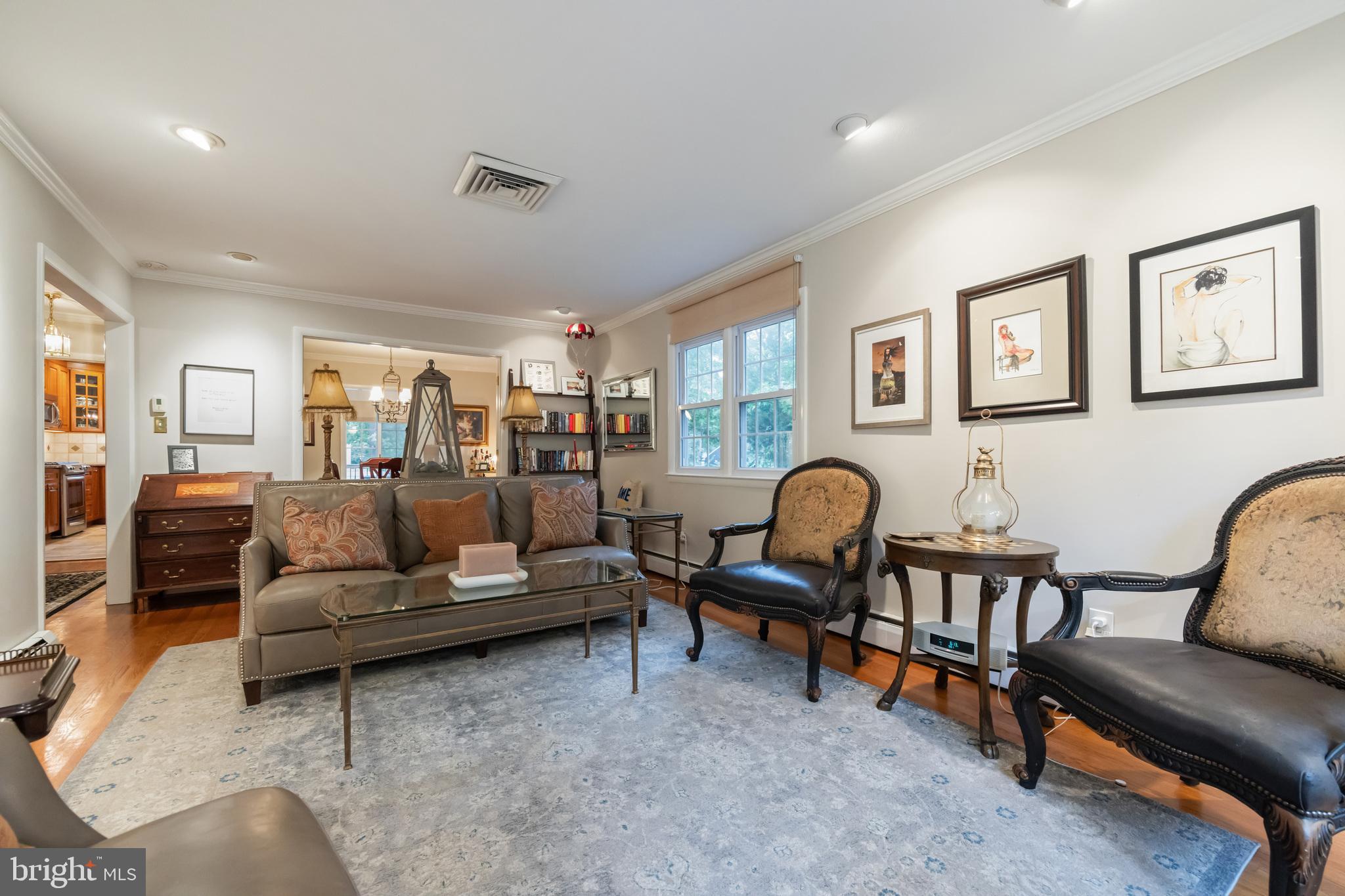 12 Cooper Run Drive Cherry Hill, NJ 08003 - Photo 8 of 50 a living room with furniture and a potted plant