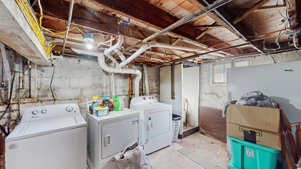 10 Huntington Avenue Blackstone, MA 01504 - Photo 29 of 40